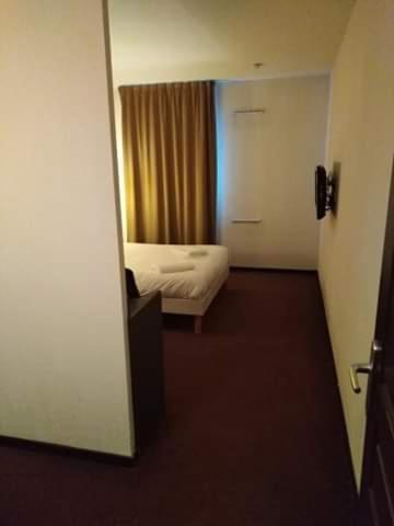 Studio Privatif Dans Hotel Residence Nimes Gare Екстер'єр фото