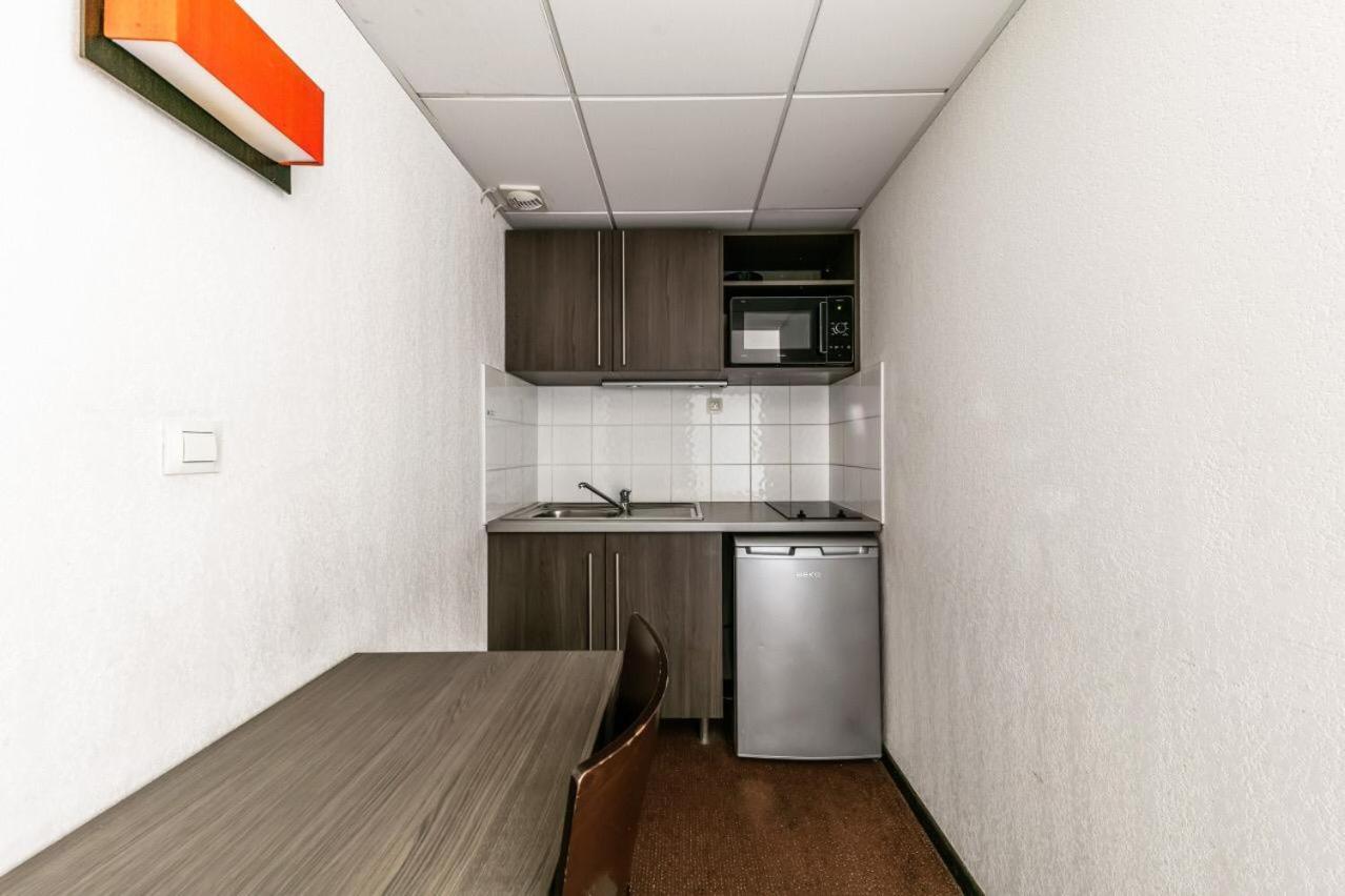 Studio Privatif Dans Hotel Residence Nimes Gare Екстер'єр фото
