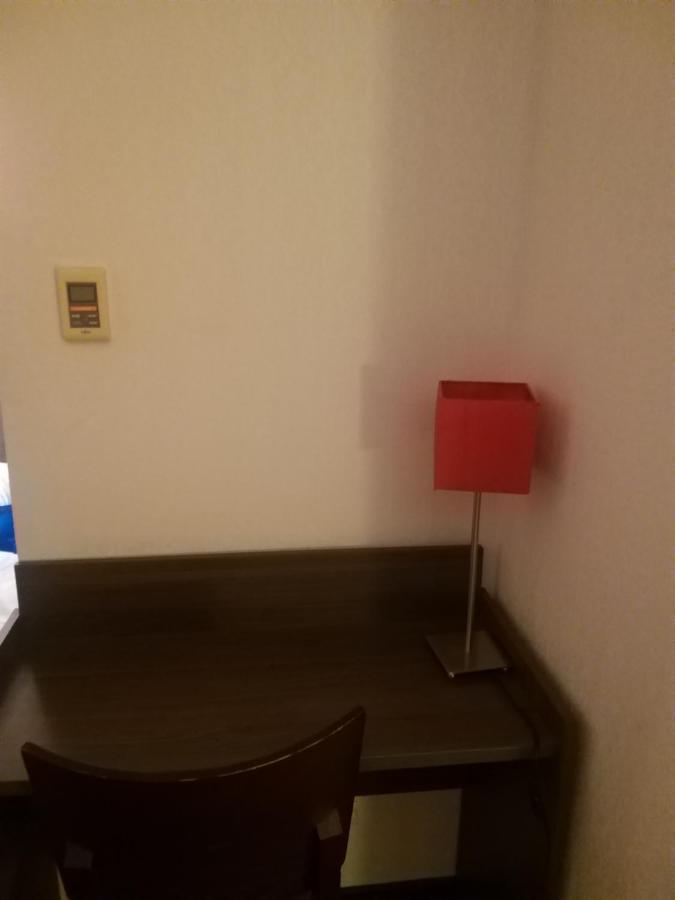 Studio Privatif Dans Hotel Residence Nimes Gare Екстер'єр фото