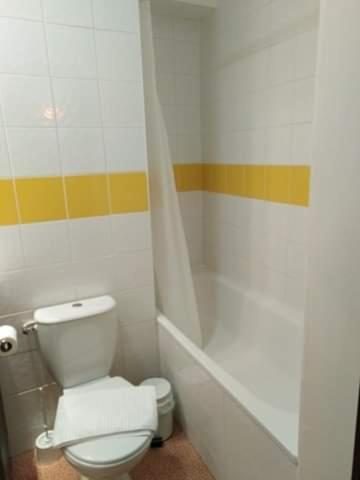 Studio Privatif Dans Hotel Residence Nimes Gare Екстер'єр фото